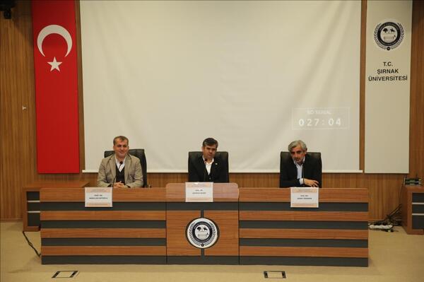 gecerken-akademi-kulubu-hz-peygamber-ve-savas-ahlaki-paneli-duzenledi